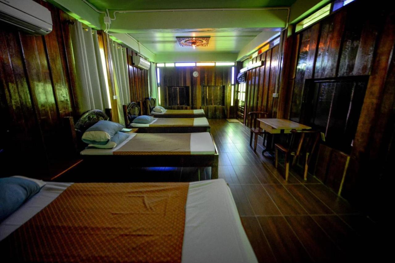 Mrk Resort & Massage Lopburi Exterior photo
