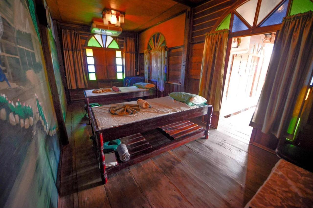Mrk Resort & Massage Lopburi Exterior photo