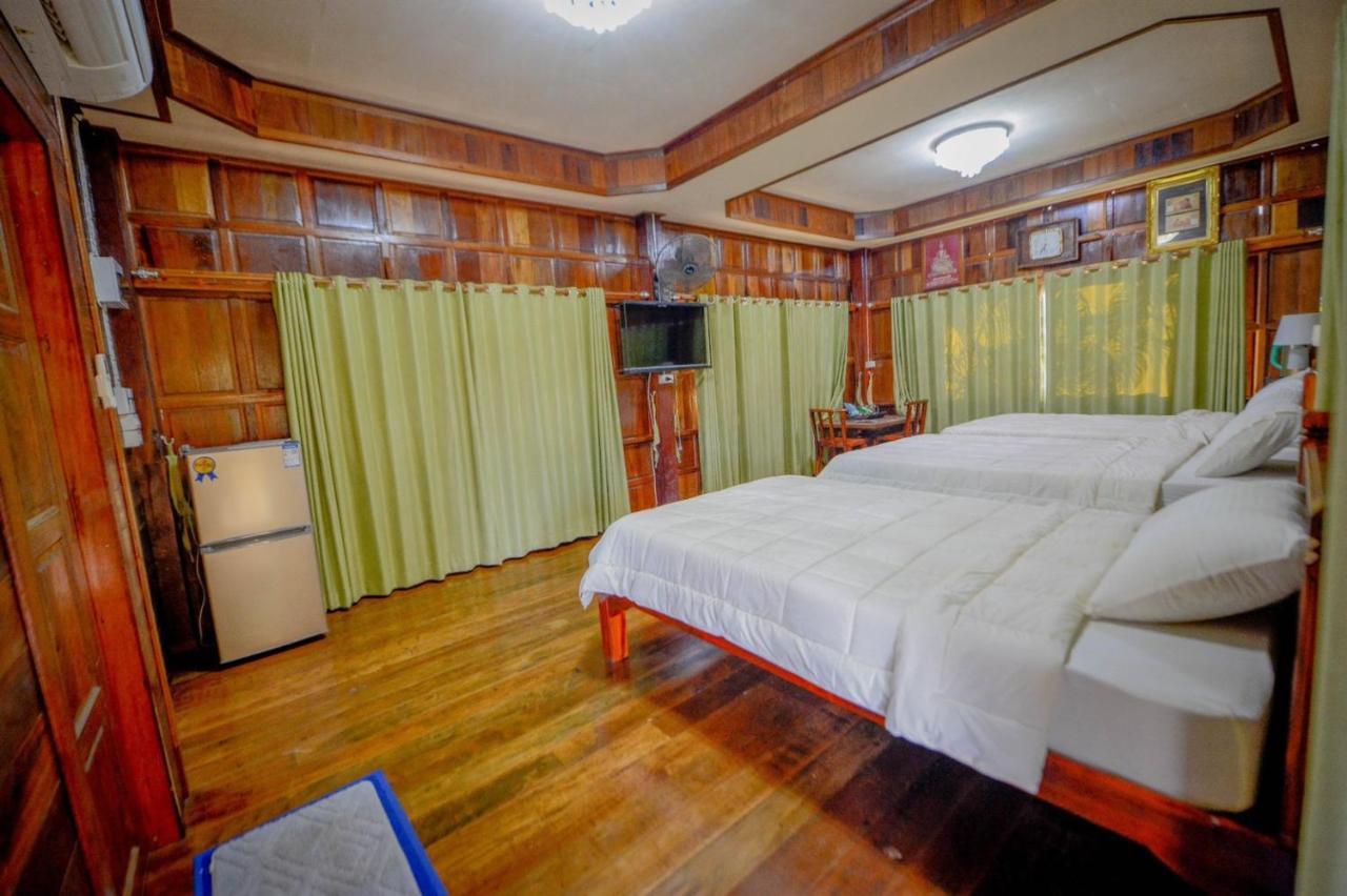 Mrk Resort & Massage Lopburi Exterior photo